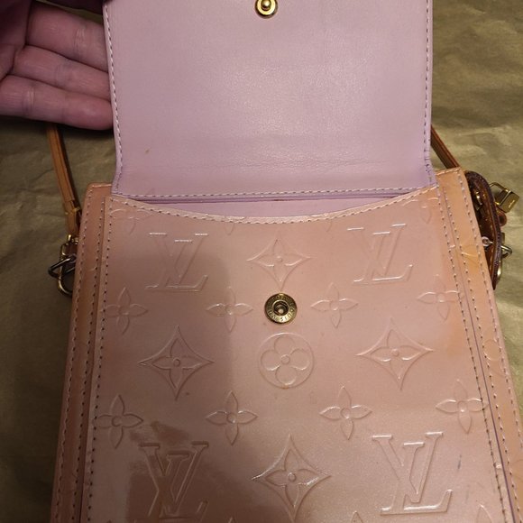 LOUIS VUITTON VINTAGE PINK PURSE WITH MONOGRAMS NEEDS RESTORATION. - Picture 8 of 16
